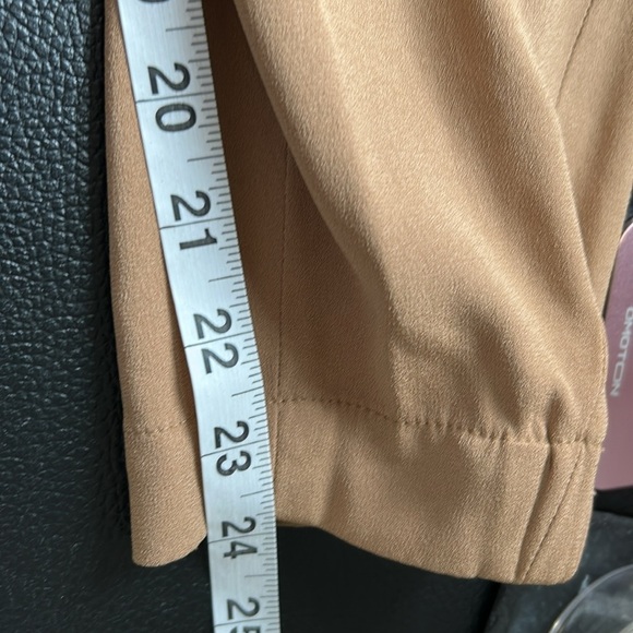 Aritzia Babaton Dexter Pull On Jogger Ankle Length Tuxedo Pant Camel Tan Sz M - Picture 14 of 14
